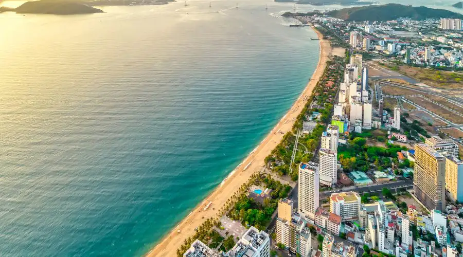 What is the best time to visit Nha Trang?