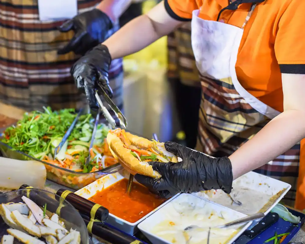 Top 20+ Best Vietnamese street food in Ho Chi Minh