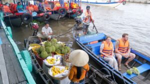 Can Tho Travel Guide 2026: Floating Markets & River Life