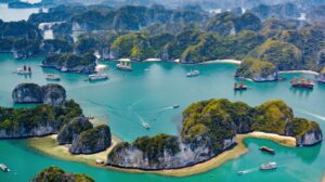 Halong Bay Travel Guide 2026: Best Cruises, Islands & Things to Do