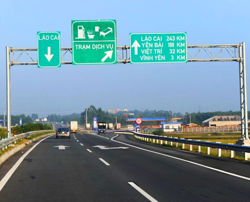Essential Vietnam Road Sign Meanings For Safe Driving