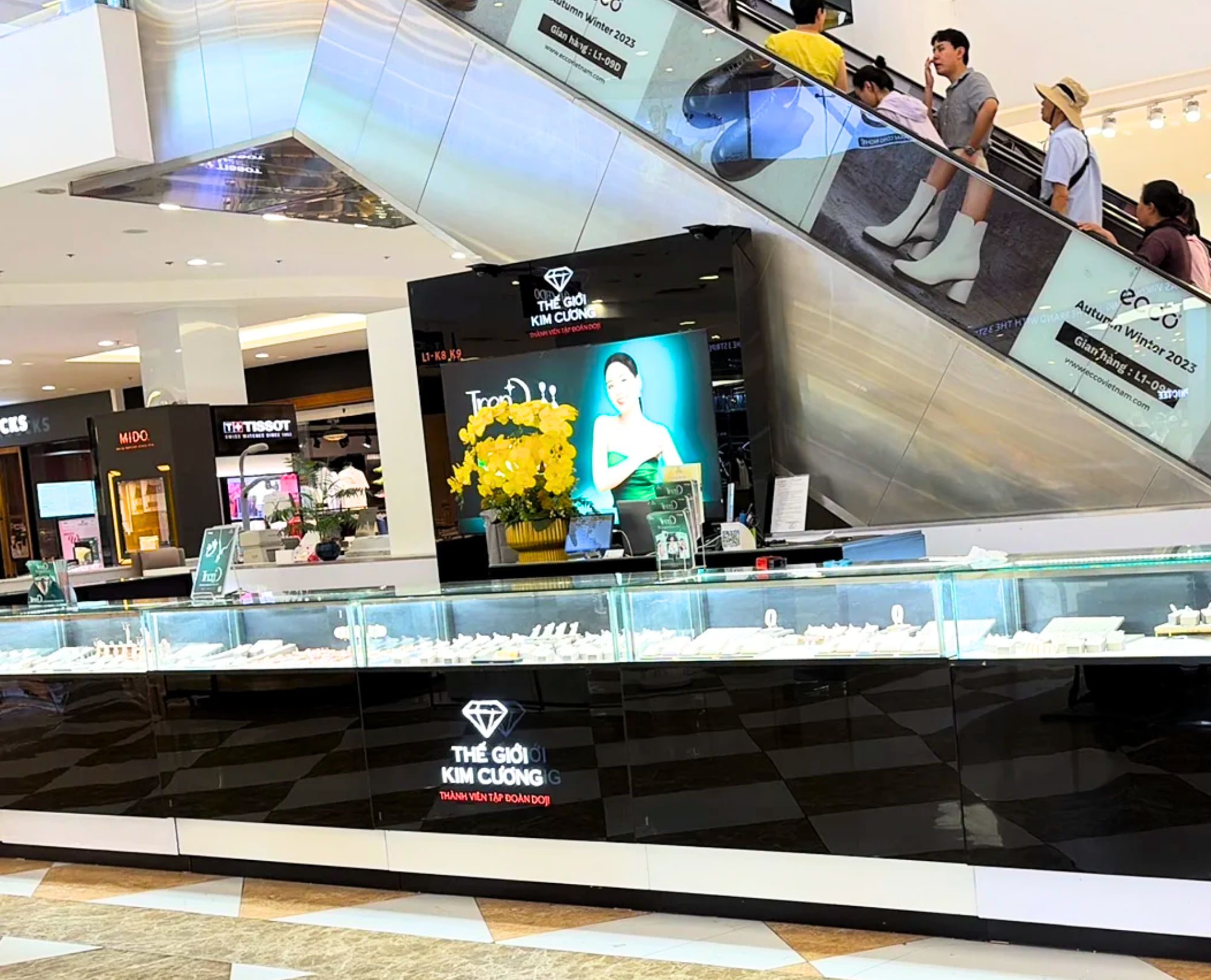 World of Diamonds Store – Son Tra