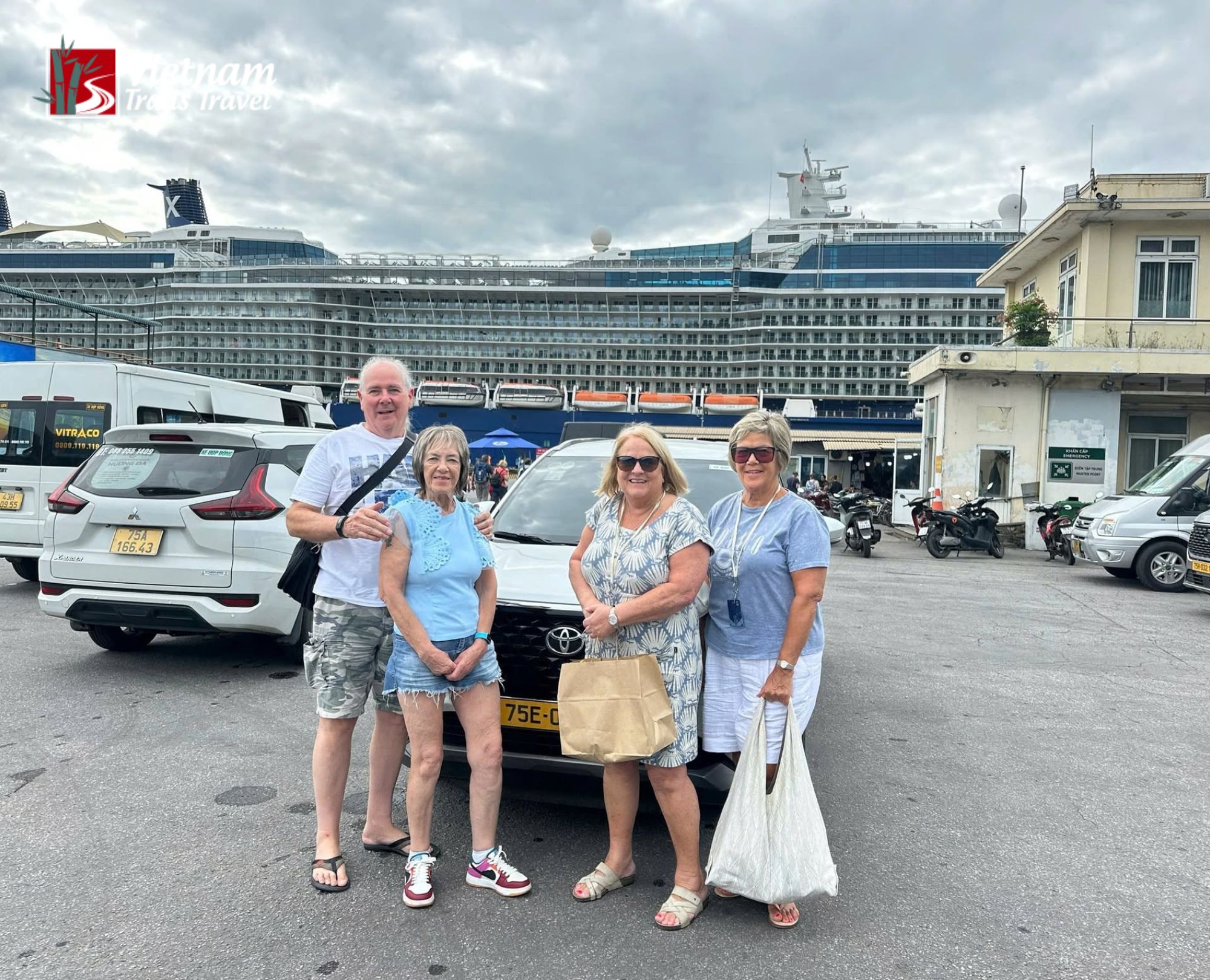 A scenic photo of a driver escorting guests back to Chan May Port after a memorable Danang day tour from Chan May Port