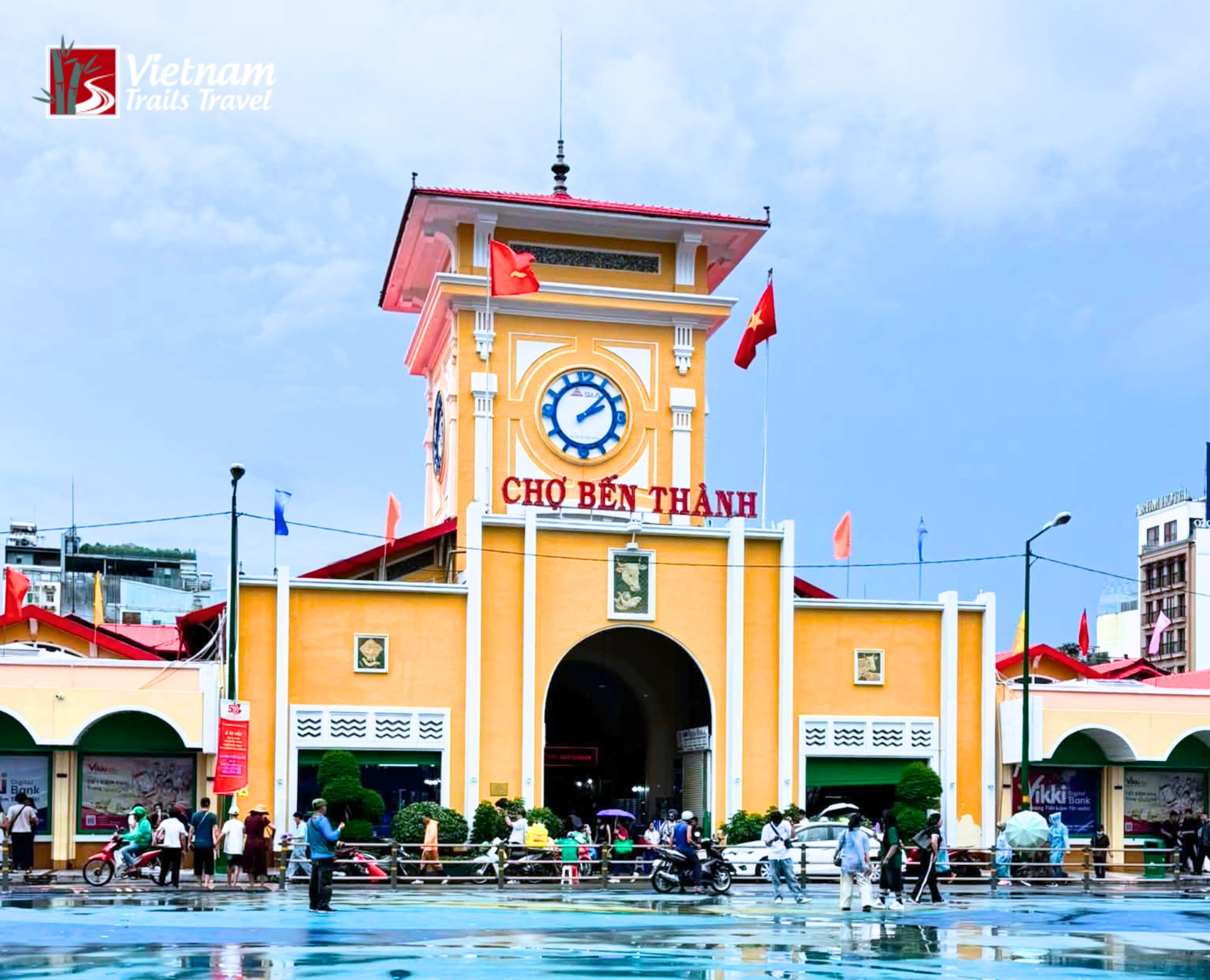 General view of Ben Thanh Market architectural landmark and surrounding plaza